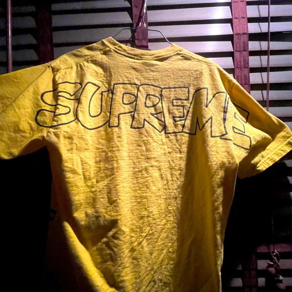 A Smurf supreme shirt - Picture 2 of 4